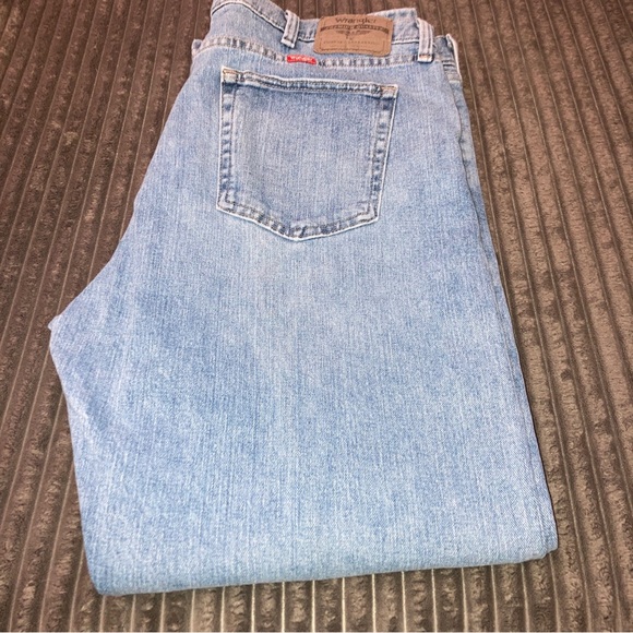 Wrangler Mens Stone Wash Regular Fit Straight Leg Denim Blue Jeans 38x30 - Picture 3 of 12